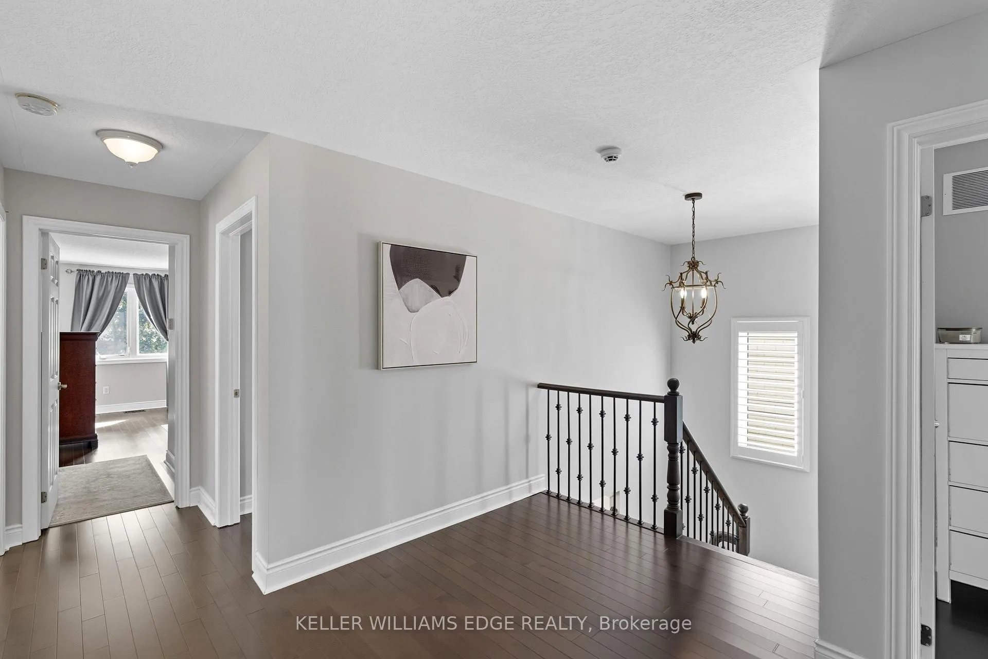 Photo 20 of 45 Premier Road, Hamilton, Waterdown — HOMEH