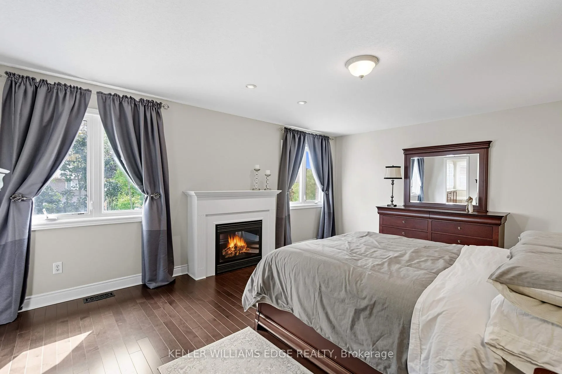 Photo 21 of 45 Premier Road, Hamilton, Waterdown — HOMEH
