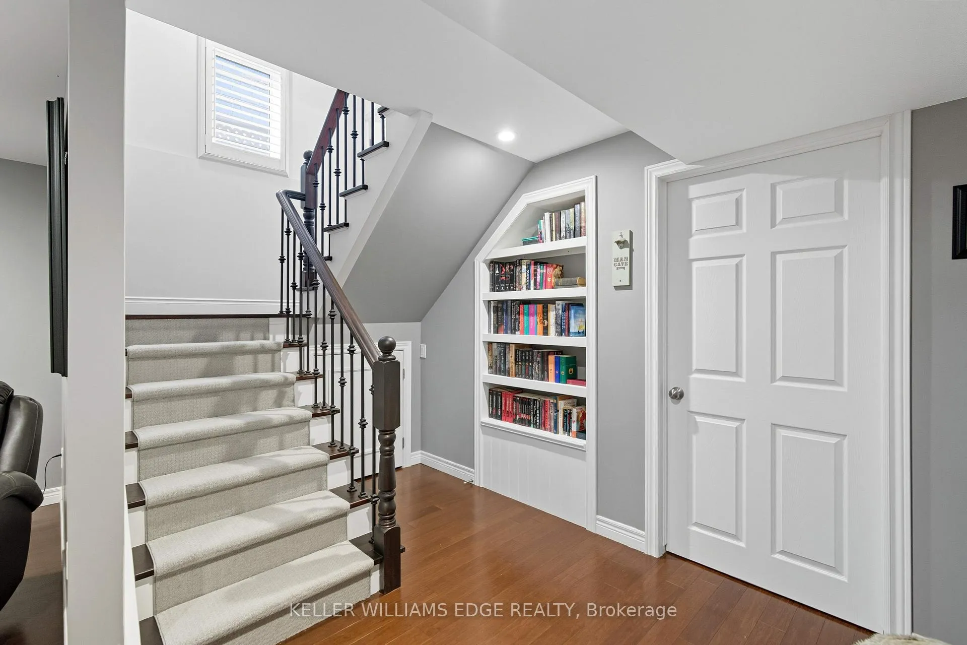 Photo 28 of 45 Premier Road, Hamilton, Waterdown — HOMEH