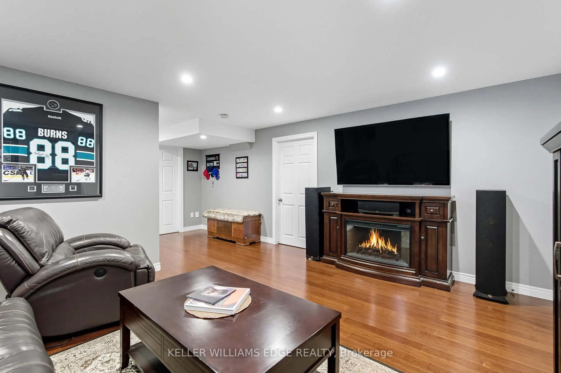 Photo 31 of 45 Premier Road, Hamilton, Waterdown — HOMEH