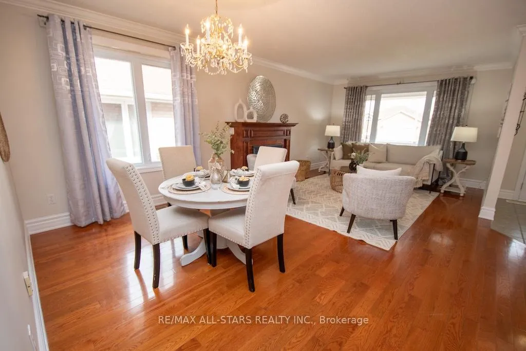 Photo 12 of 383 Wallace Drive, Kawartha Lakes, Lindsay — HOMEH