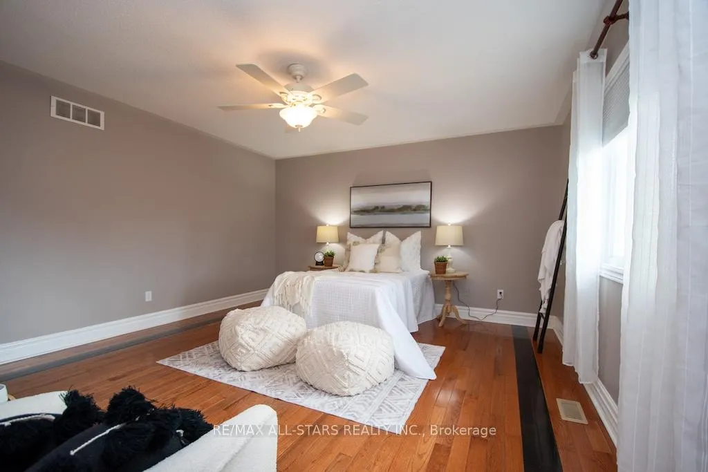 Photo 29 of 383 Wallace Drive, Kawartha Lakes, Lindsay — HOMEH