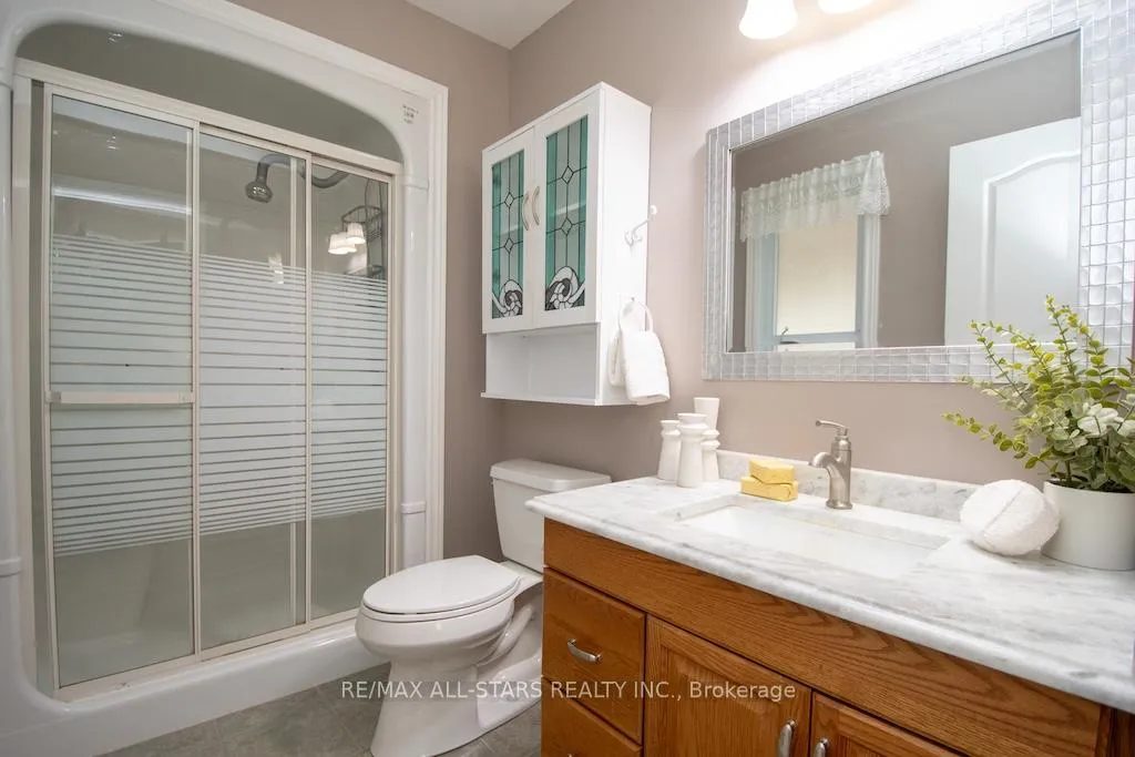 Photo 32 of 383 Wallace Drive, Kawartha Lakes, Lindsay — HOMEH