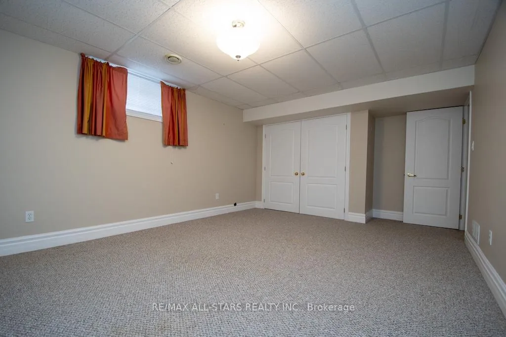 Photo 39 of 383 Wallace Drive, Kawartha Lakes, Lindsay — HOMEH