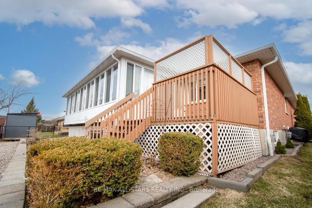 Photo 49 of 383 Wallace Drive, Kawartha Lakes, Lindsay — HOMEH