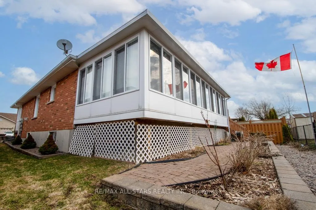 Photo 50 of 383 Wallace Drive, Kawartha Lakes, Lindsay — HOMEH