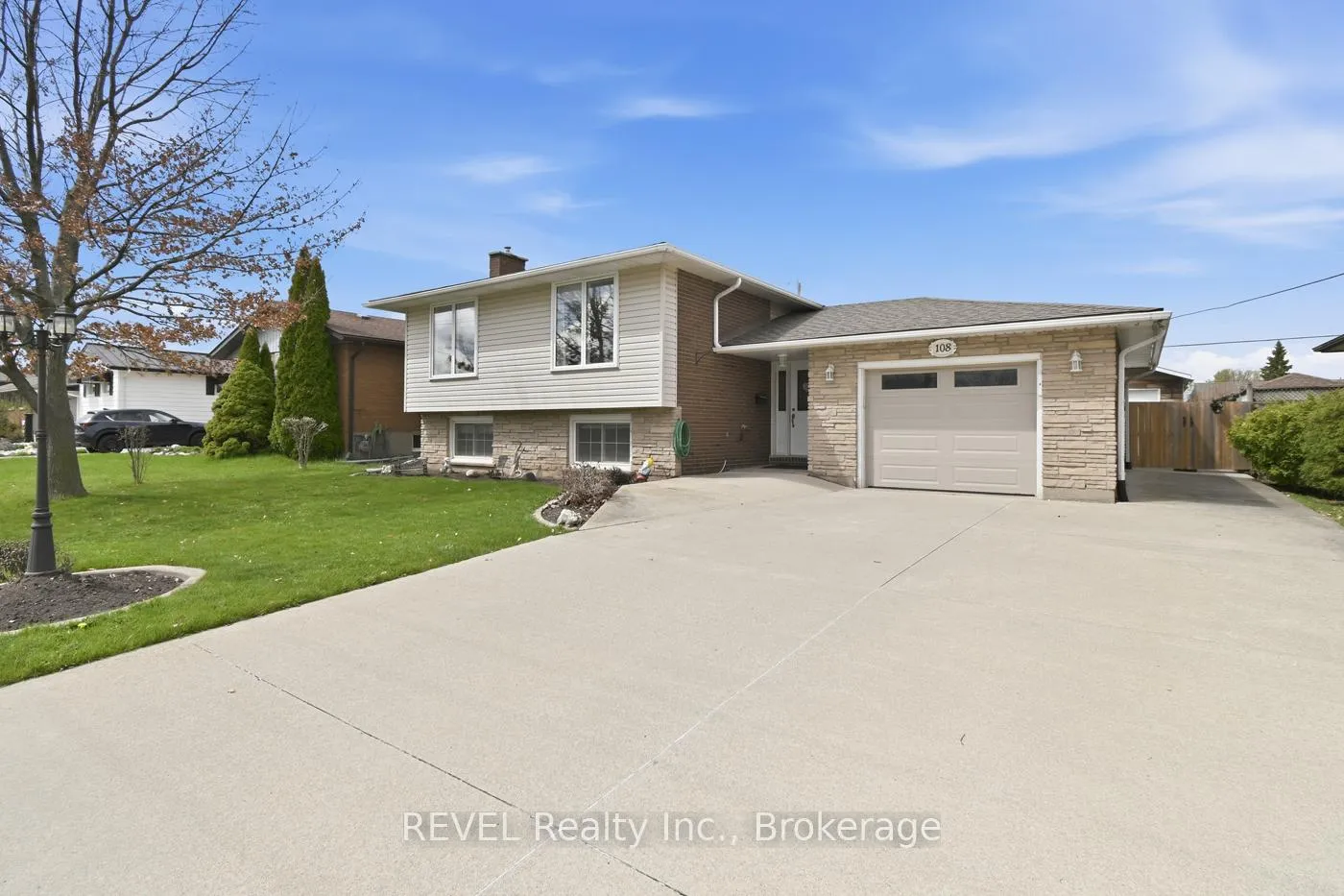 Photo 1 of 108 Richmond Street, Thorold, Thorold Downtown — HOMEH