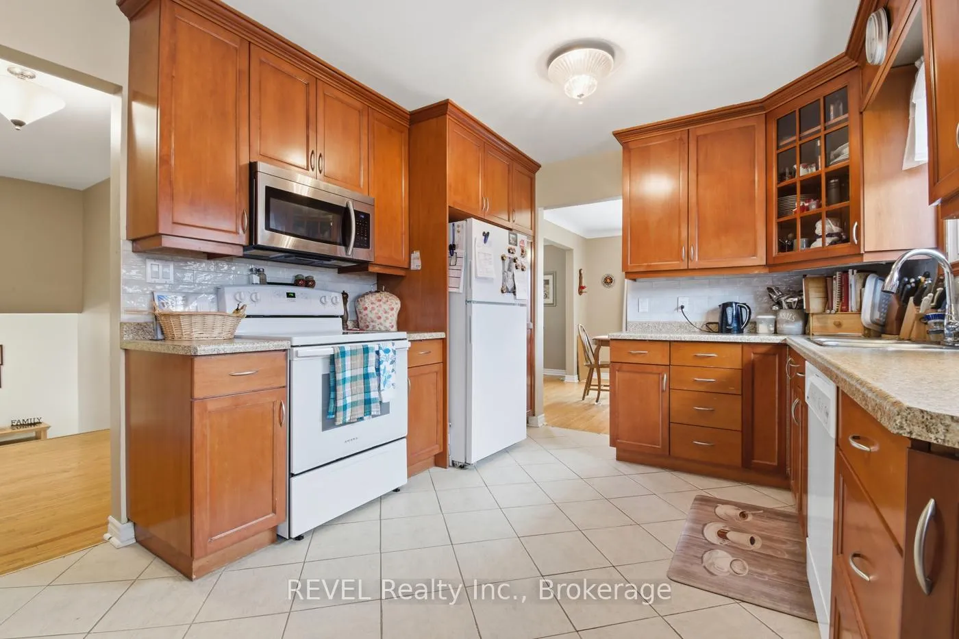 Photo 6 of 108 Richmond Street, Thorold, Thorold Downtown — HOMEH