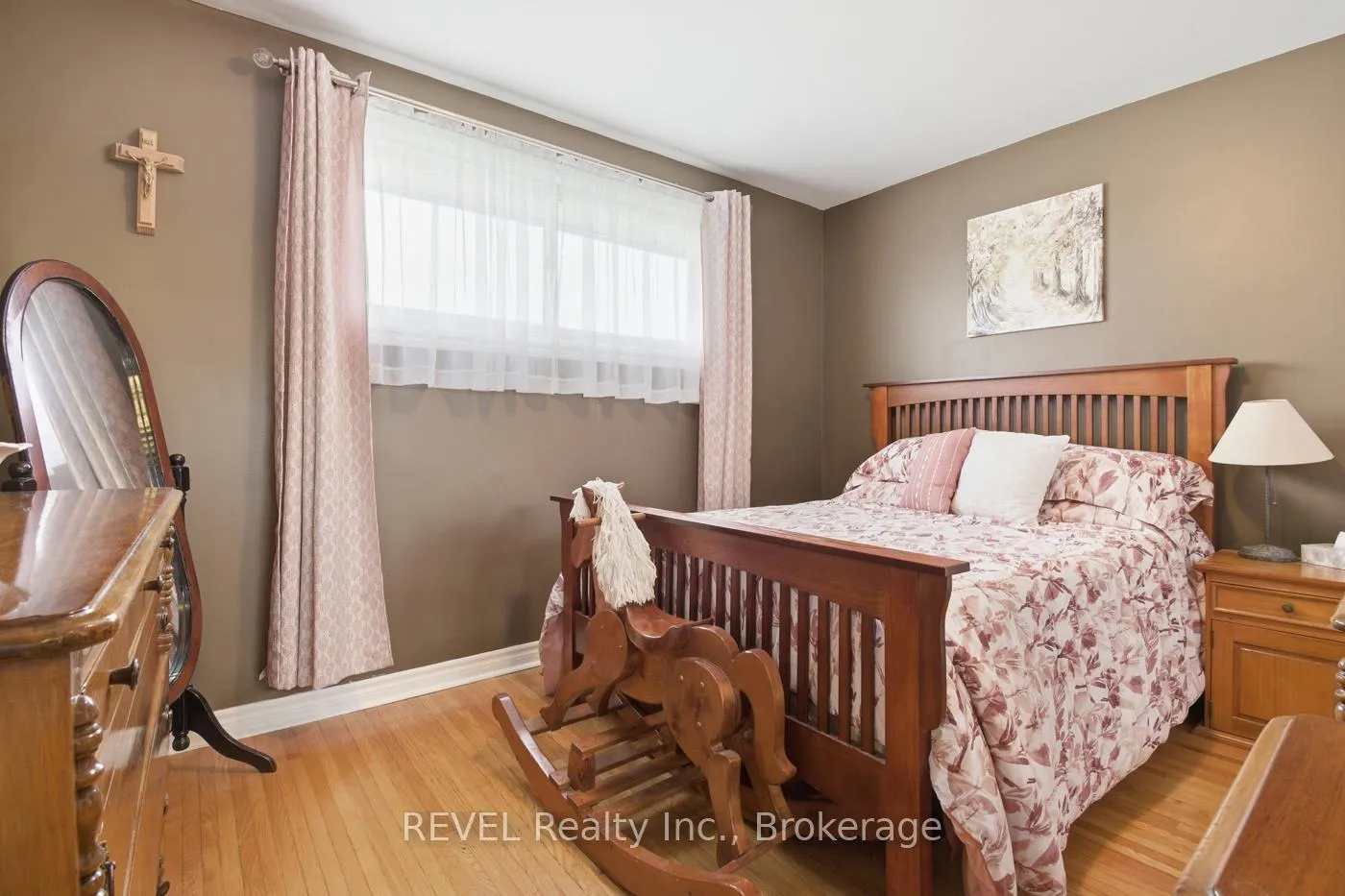 Photo 15 of 108 Richmond Street, Thorold, Thorold Downtown — HOMEH