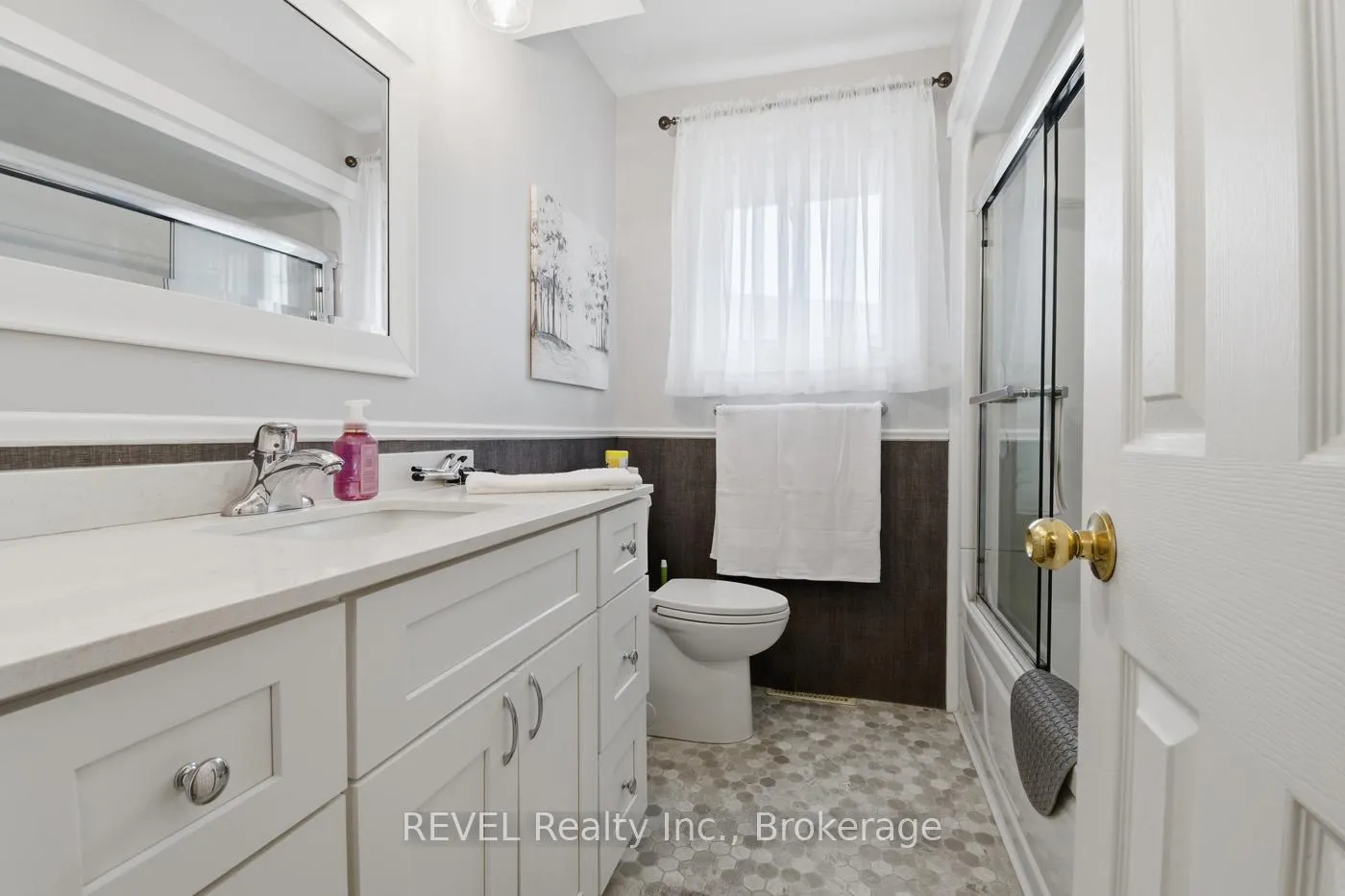 Photo 19 of 108 Richmond Street, Thorold, Thorold Downtown — HOMEH