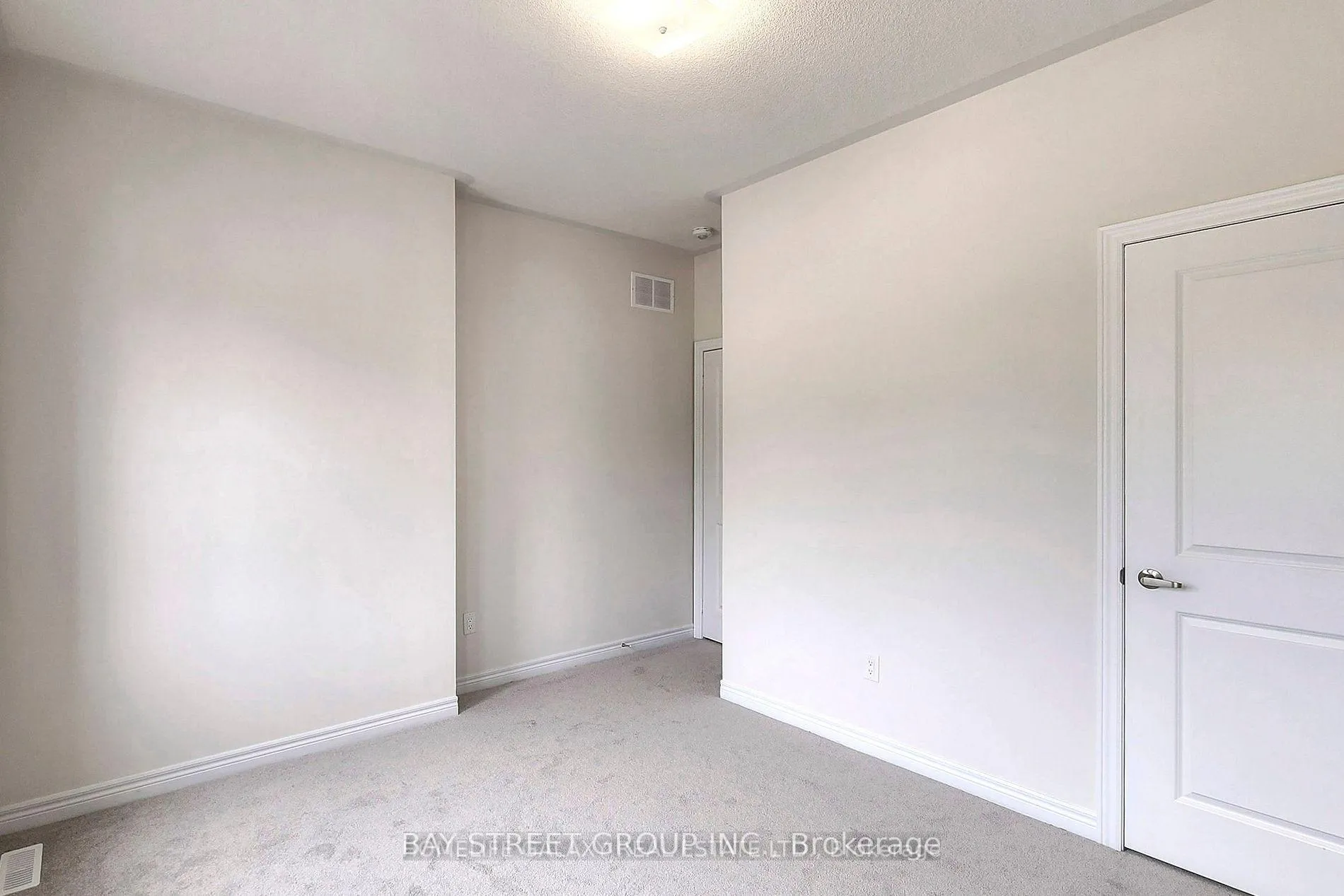 Photo 1 of 1296 Klondike Drive, Oshawa, Kedron — HOMEH