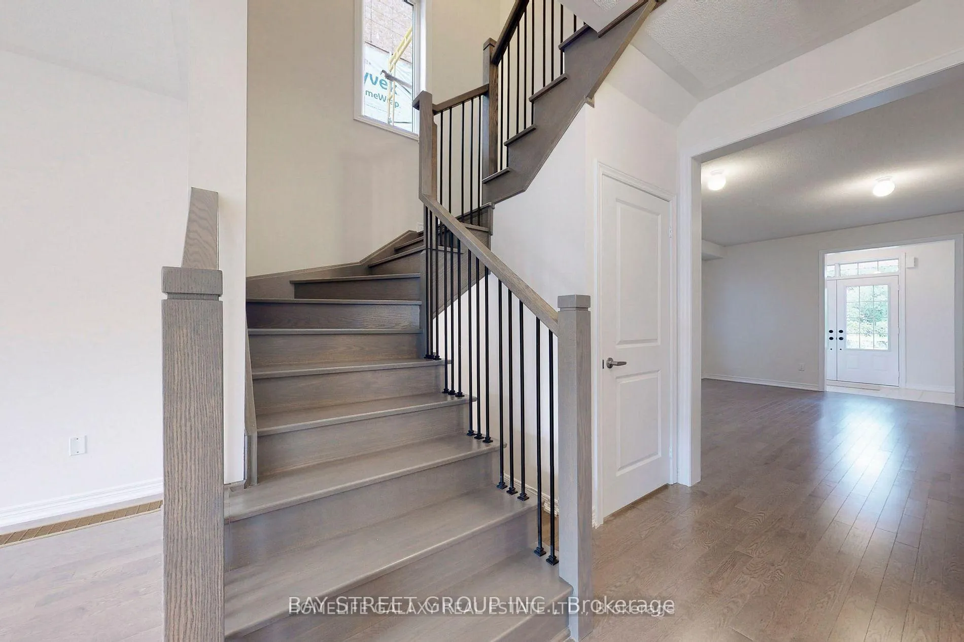 Photo 6 of 1296 Klondike Drive, Oshawa, Kedron — HOMEH