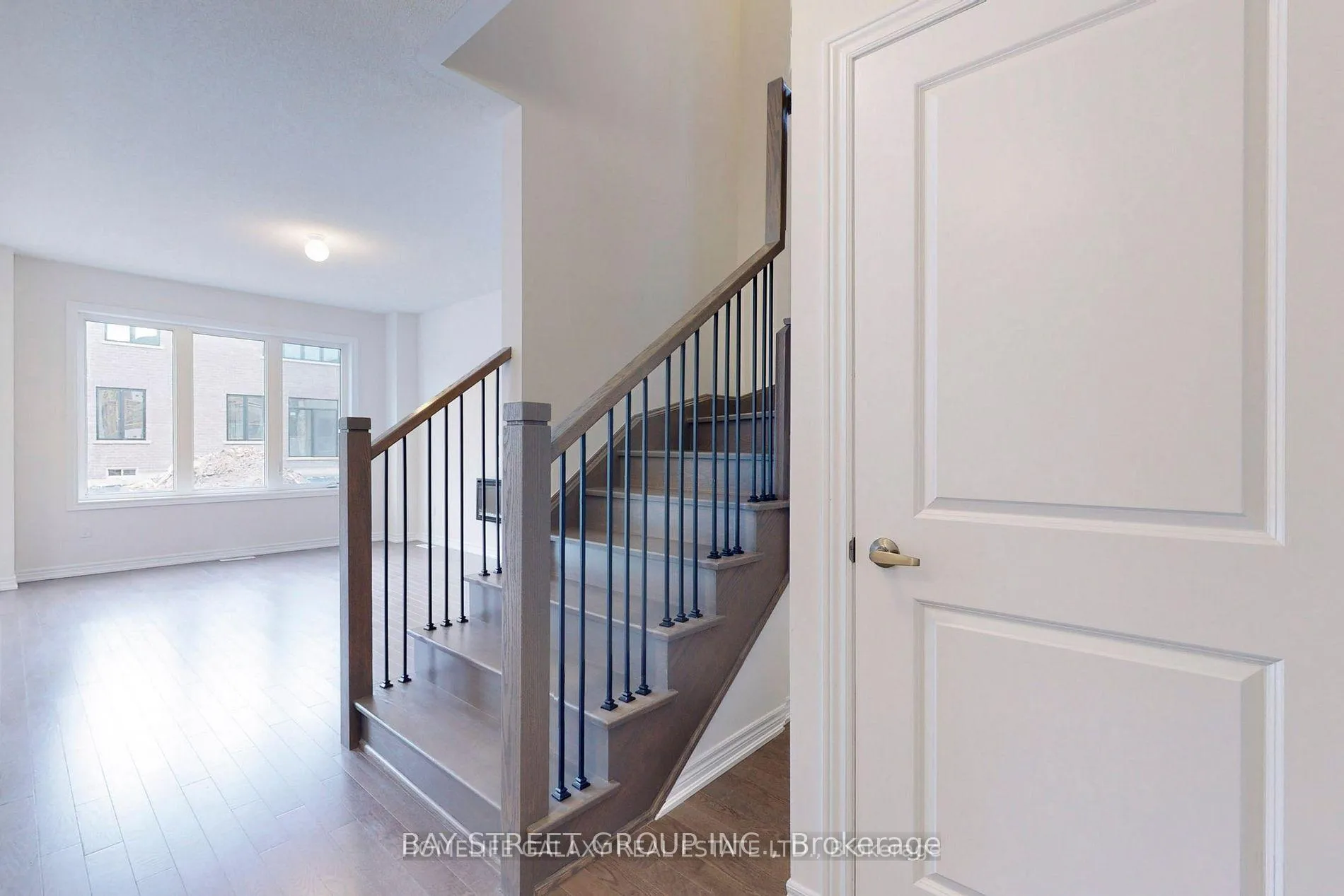 Photo 7 of 1296 Klondike Drive, Oshawa, Kedron — HOMEH