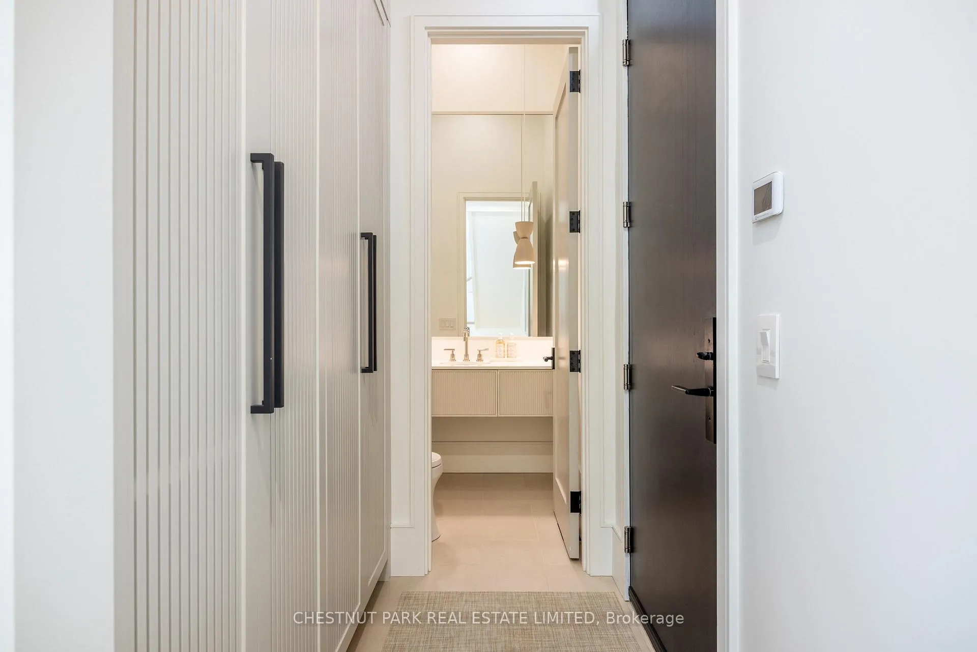 Photo 14 of 229 Sheldrake Boulevard, Toronto, Mount Pleasant East — HOMEH