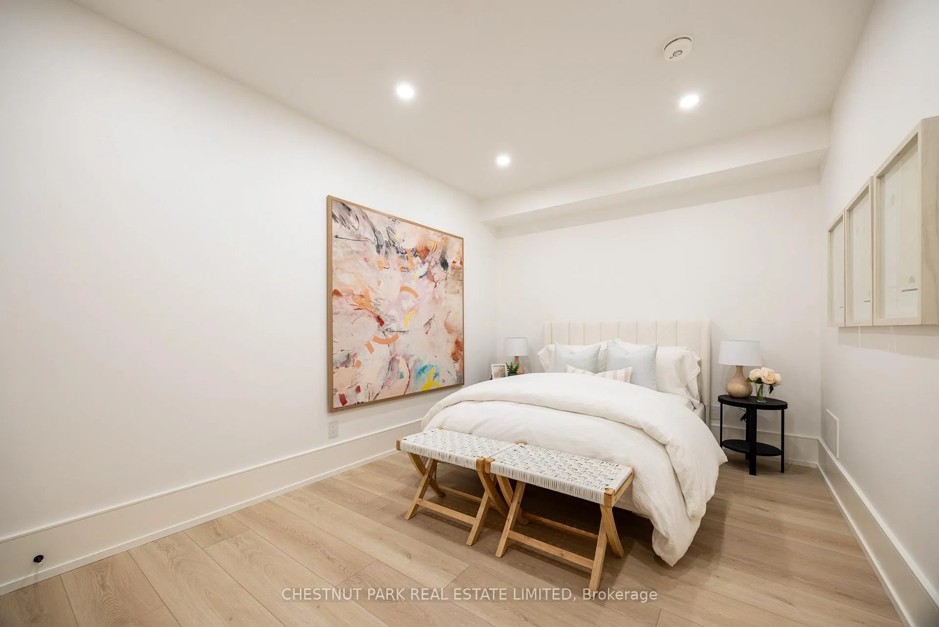 Photo 40 of 229 Sheldrake Boulevard, Toronto, Mount Pleasant East — HOMEH