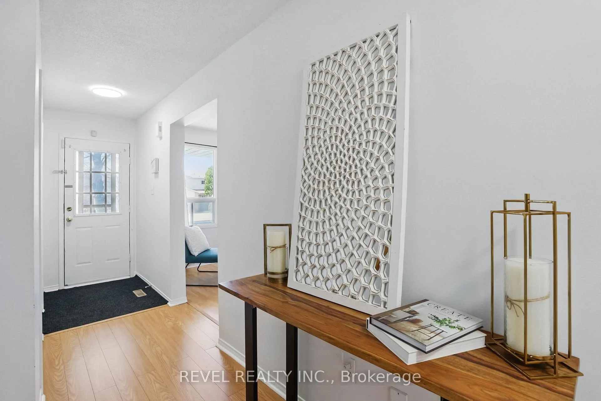 Photo 7 of 54 Chalmers Crescent, Ajax, Central — HOMEH