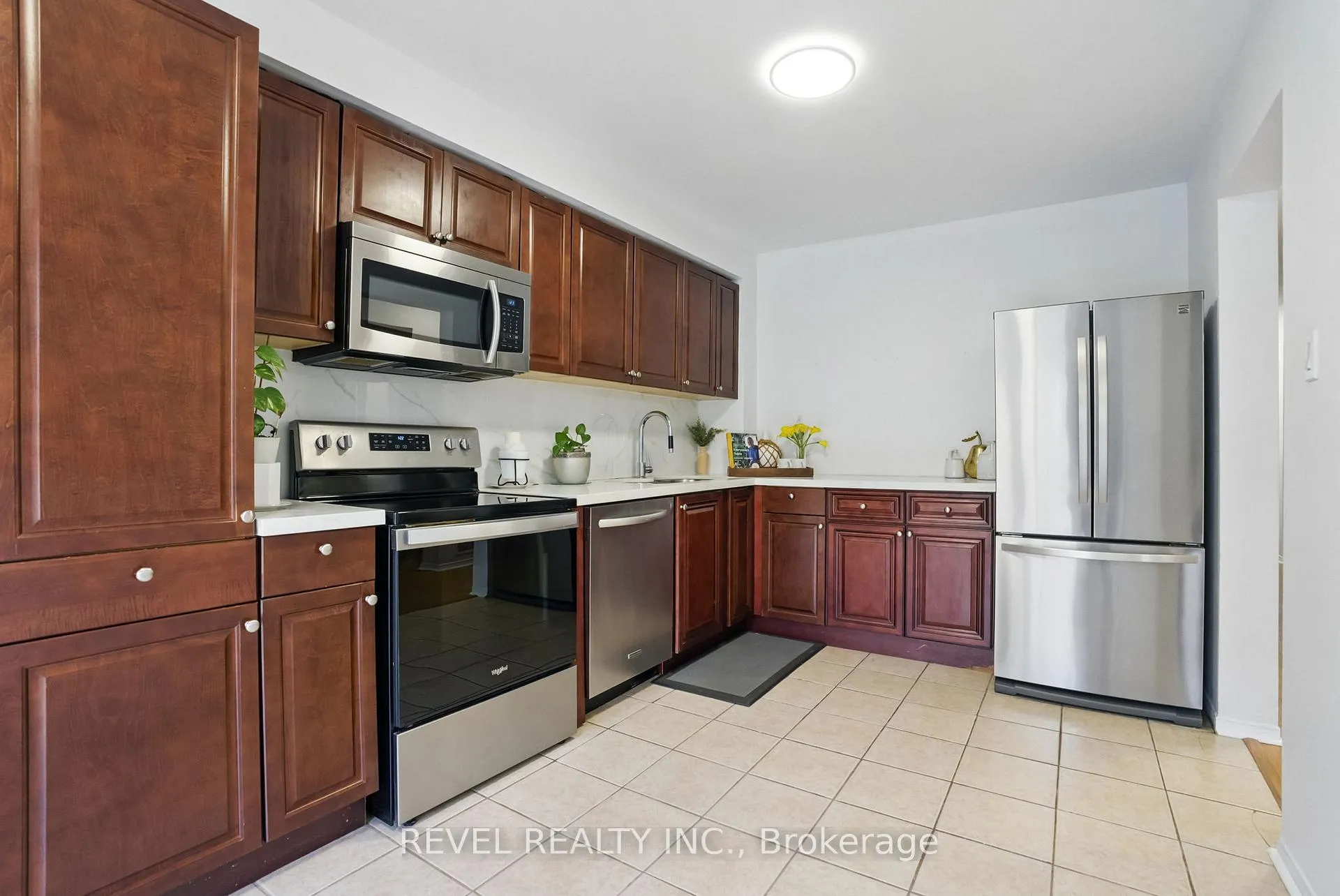 Photo 11 of 54 Chalmers Crescent, Ajax, Central — HOMEH