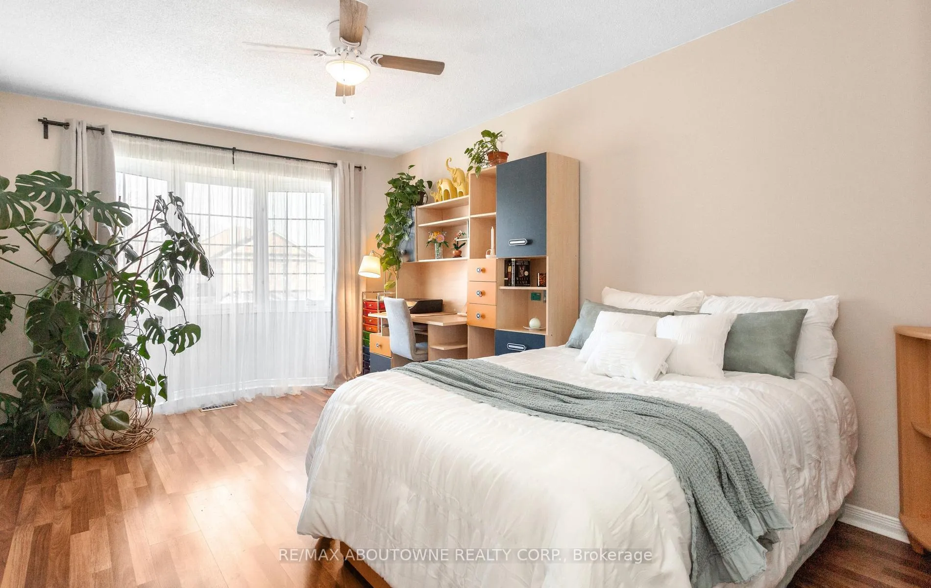 Photo 24 of 1363 Brookstar Drive, Oakville, West Oak Trails — HOMEH