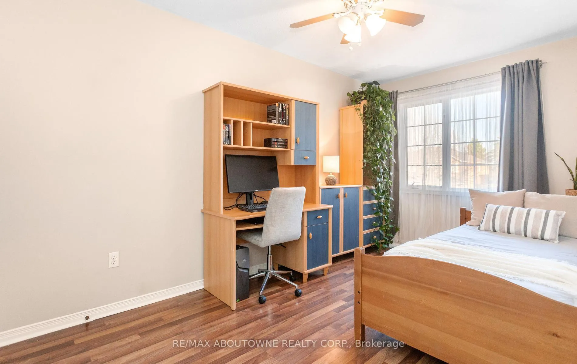 Photo 27 of 1363 Brookstar Drive, Oakville, West Oak Trails — HOMEH
