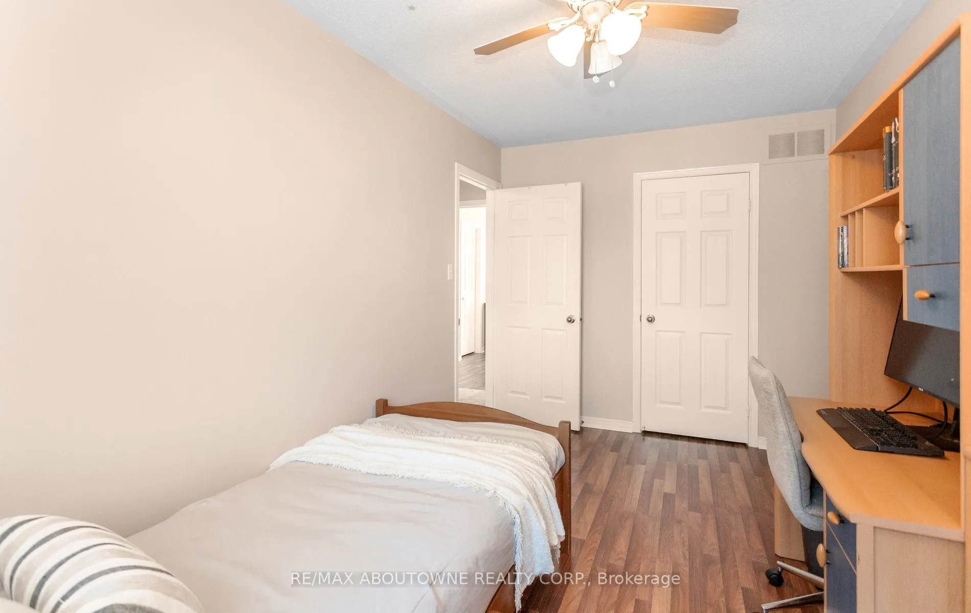 Photo 29 of 1363 Brookstar Drive, Oakville, West Oak Trails — HOMEH