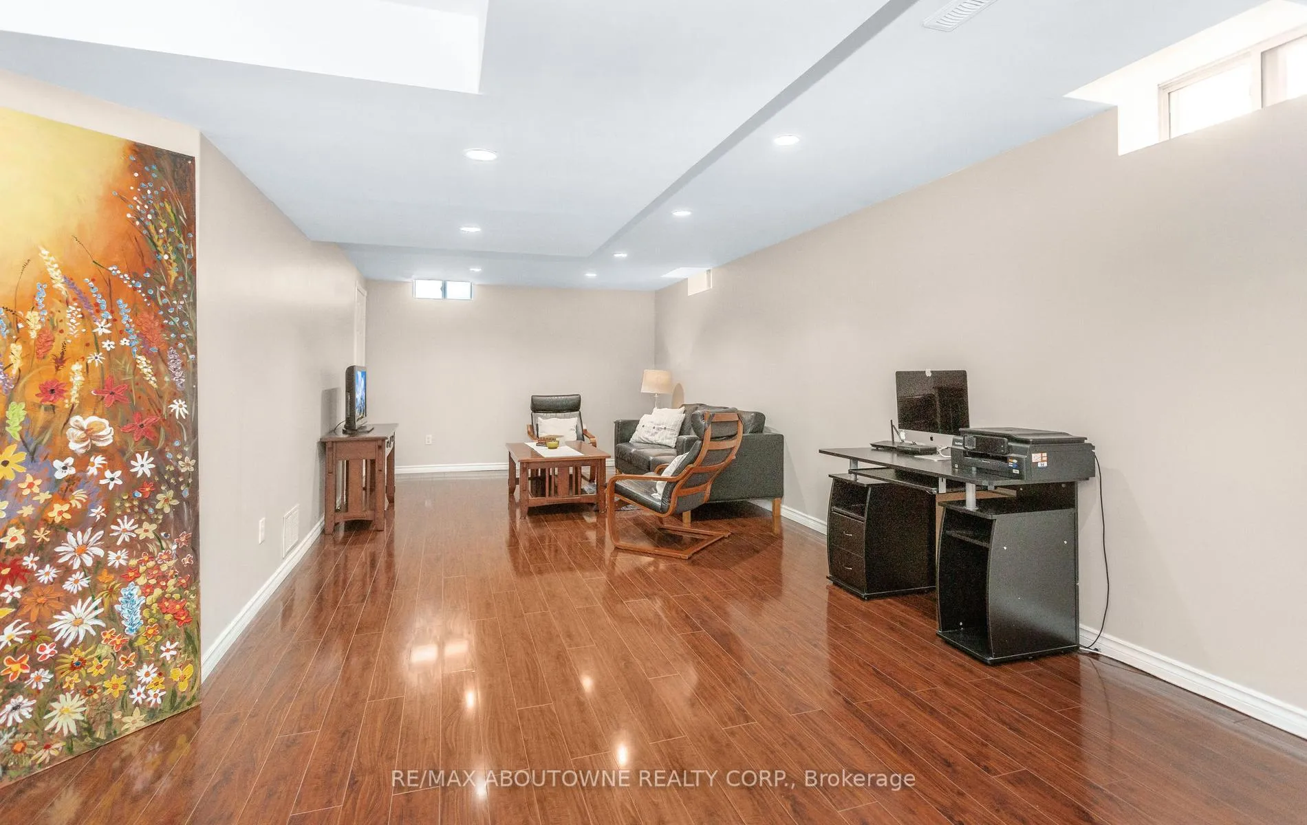 Photo 33 of 1363 Brookstar Drive, Oakville, West Oak Trails — HOMEH