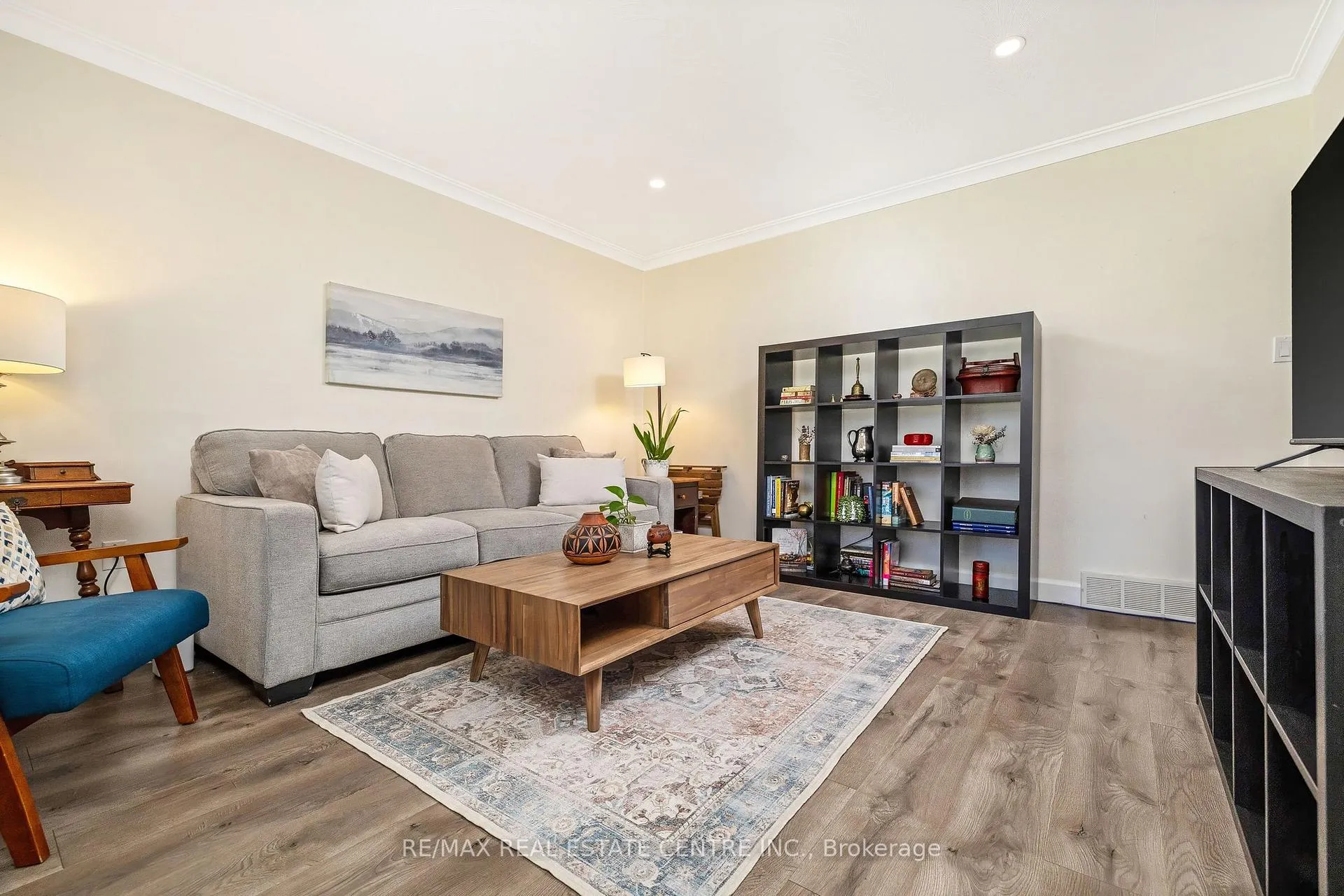 Photo 9 of 48 Knightswood Boulevard, Guelph, Riverside Park — HOMEH