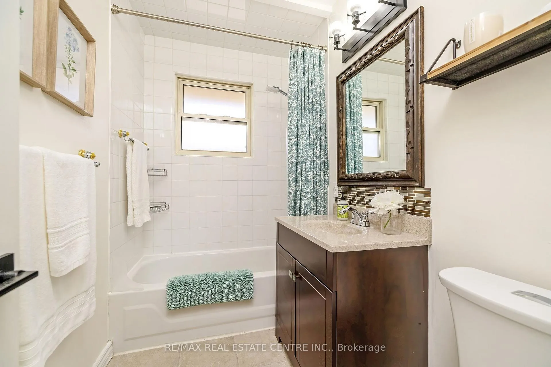 Photo 17 of 48 Knightswood Boulevard, Guelph, Riverside Park — HOMEH