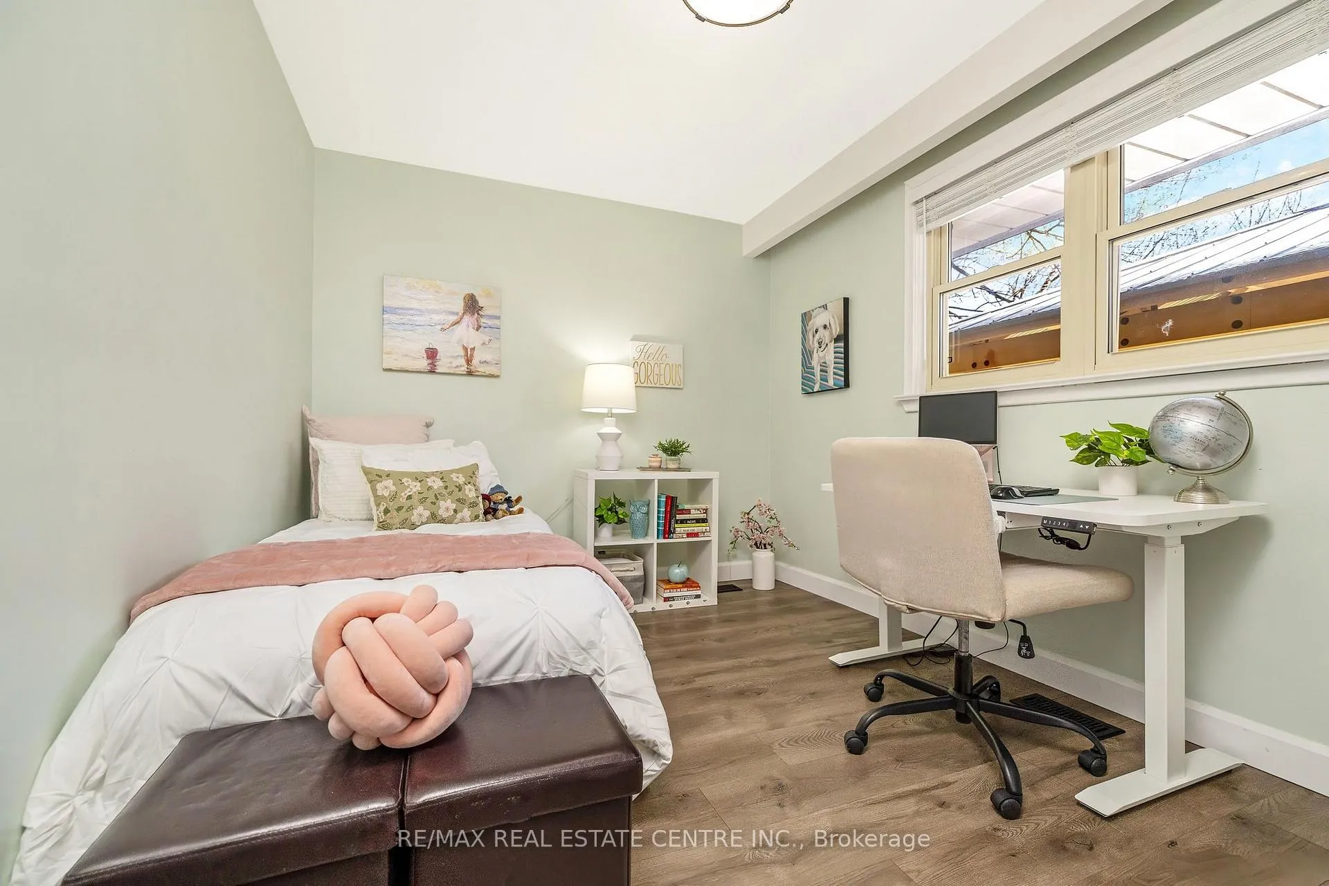 Photo 18 of 48 Knightswood Boulevard, Guelph, Riverside Park — HOMEH