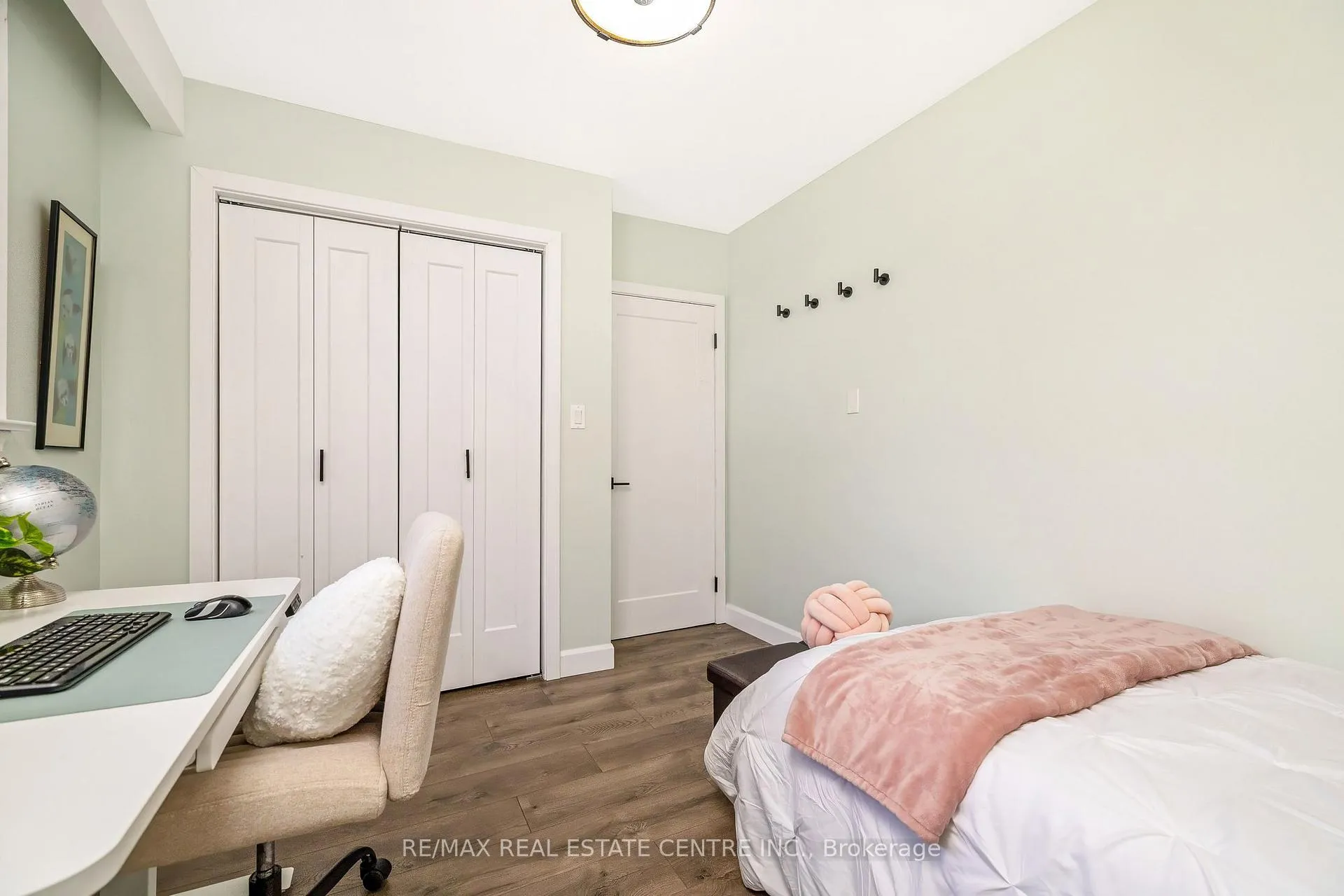 Photo 19 of 48 Knightswood Boulevard, Guelph, Riverside Park — HOMEH