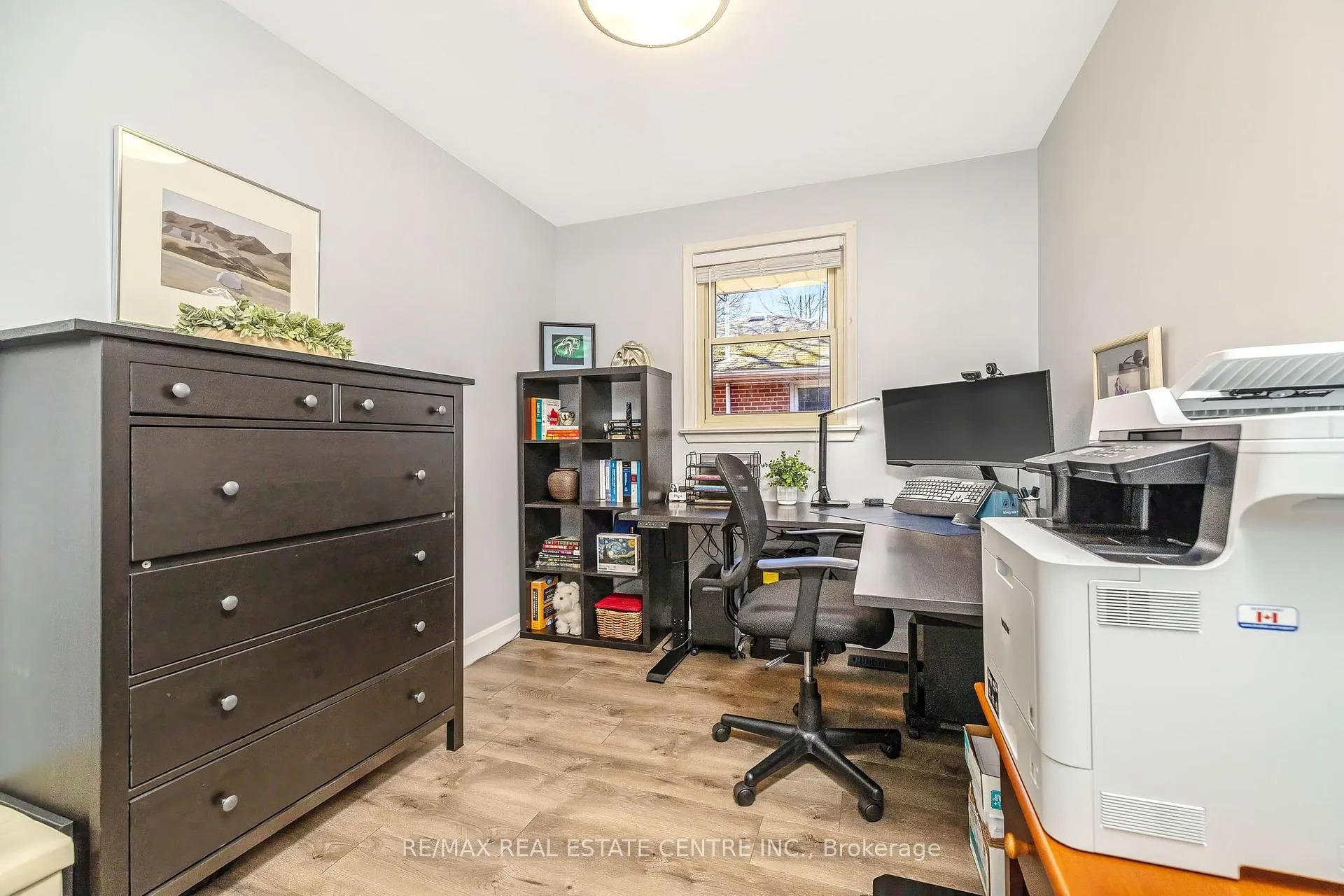 Photo 20 of 48 Knightswood Boulevard, Guelph, Riverside Park — HOMEH