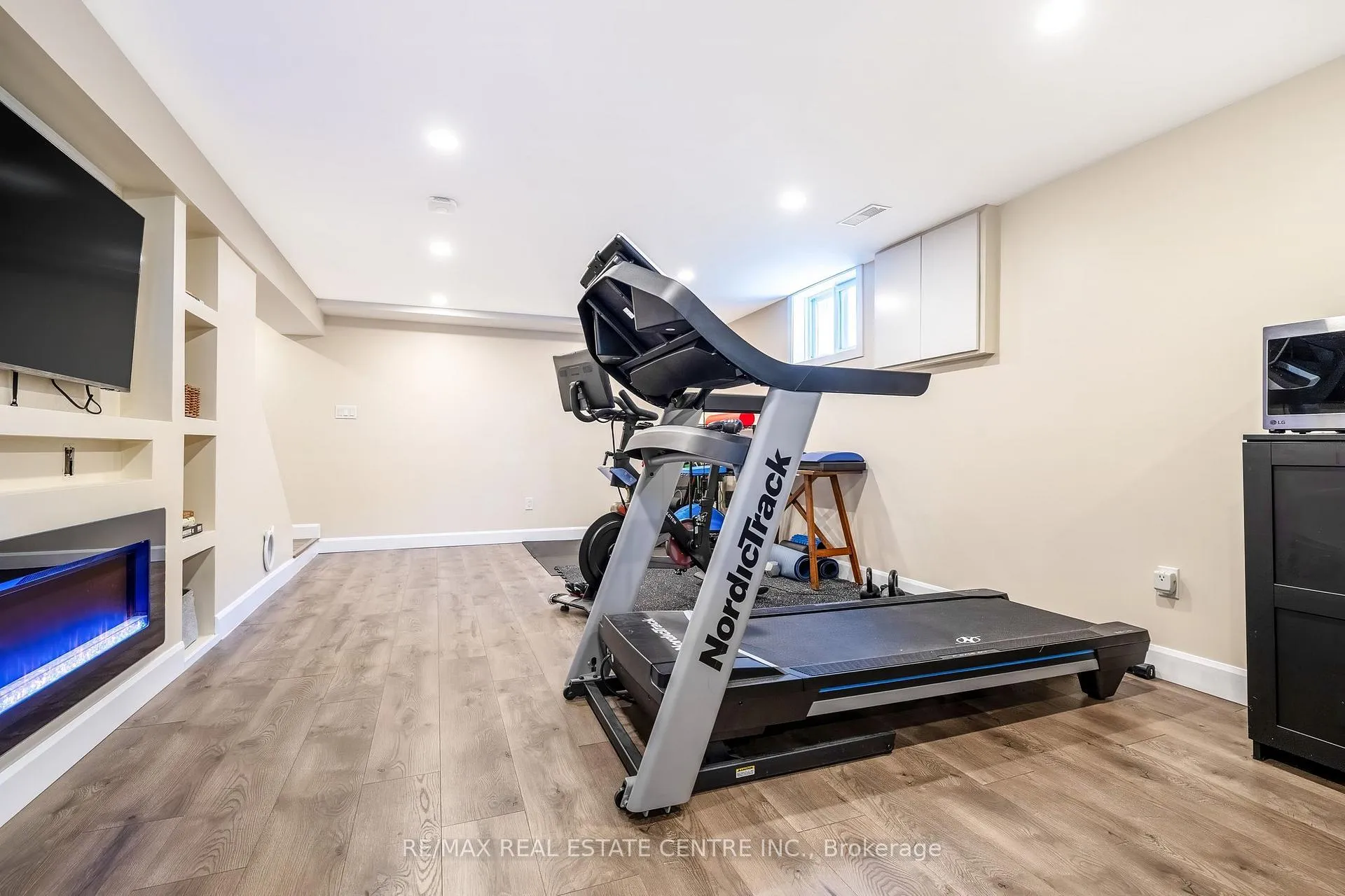 Photo 23 of 48 Knightswood Boulevard, Guelph, Riverside Park — HOMEH
