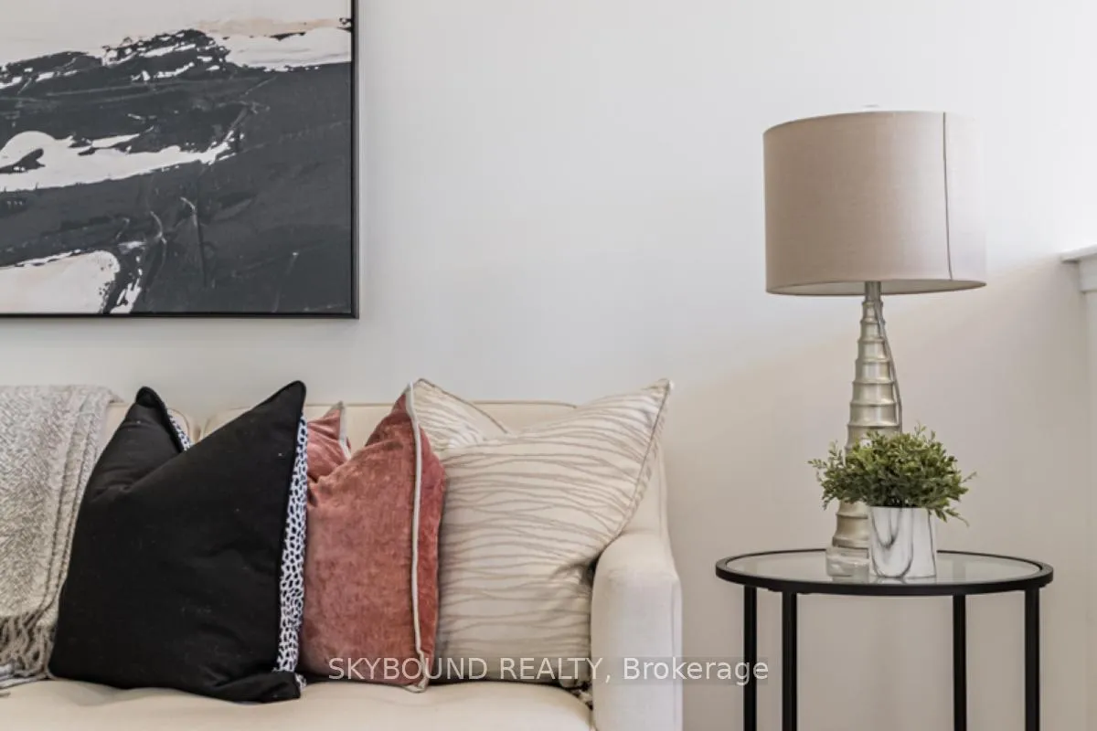 Photo 10 of Unit 72, 651 Farmstead Drive, Milton, Willmott — HOMEH