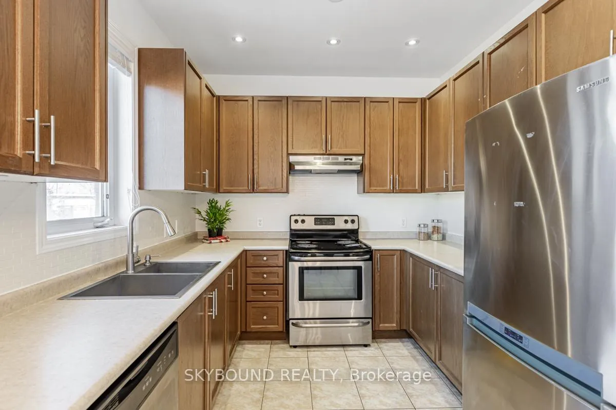 Photo 19 of Unit 72, 651 Farmstead Drive, Milton, Willmott — HOMEH