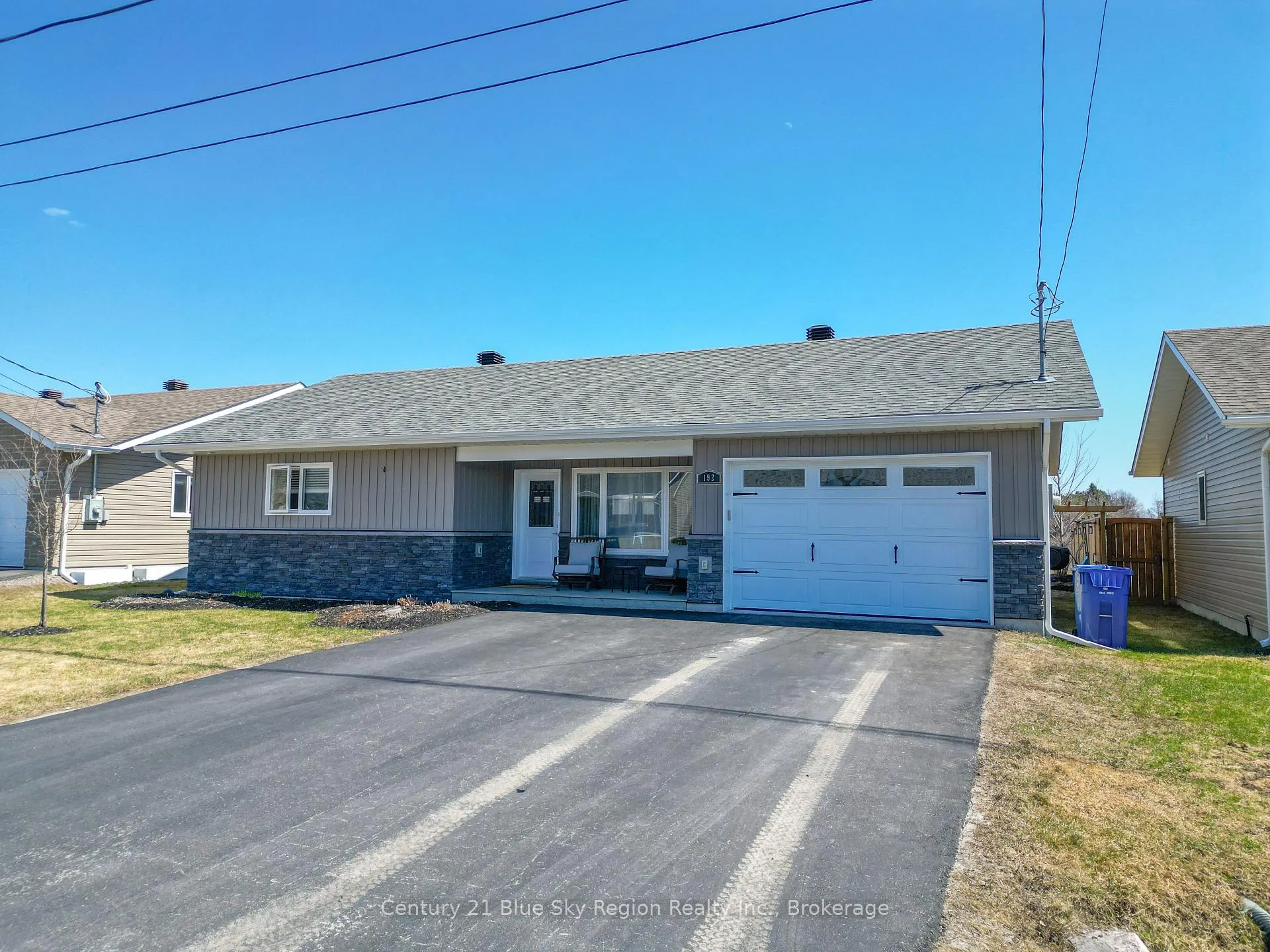 Photo 1 of 192 Dovercourt Road, West Nipissing, Sturgeon Falls — HOMEH