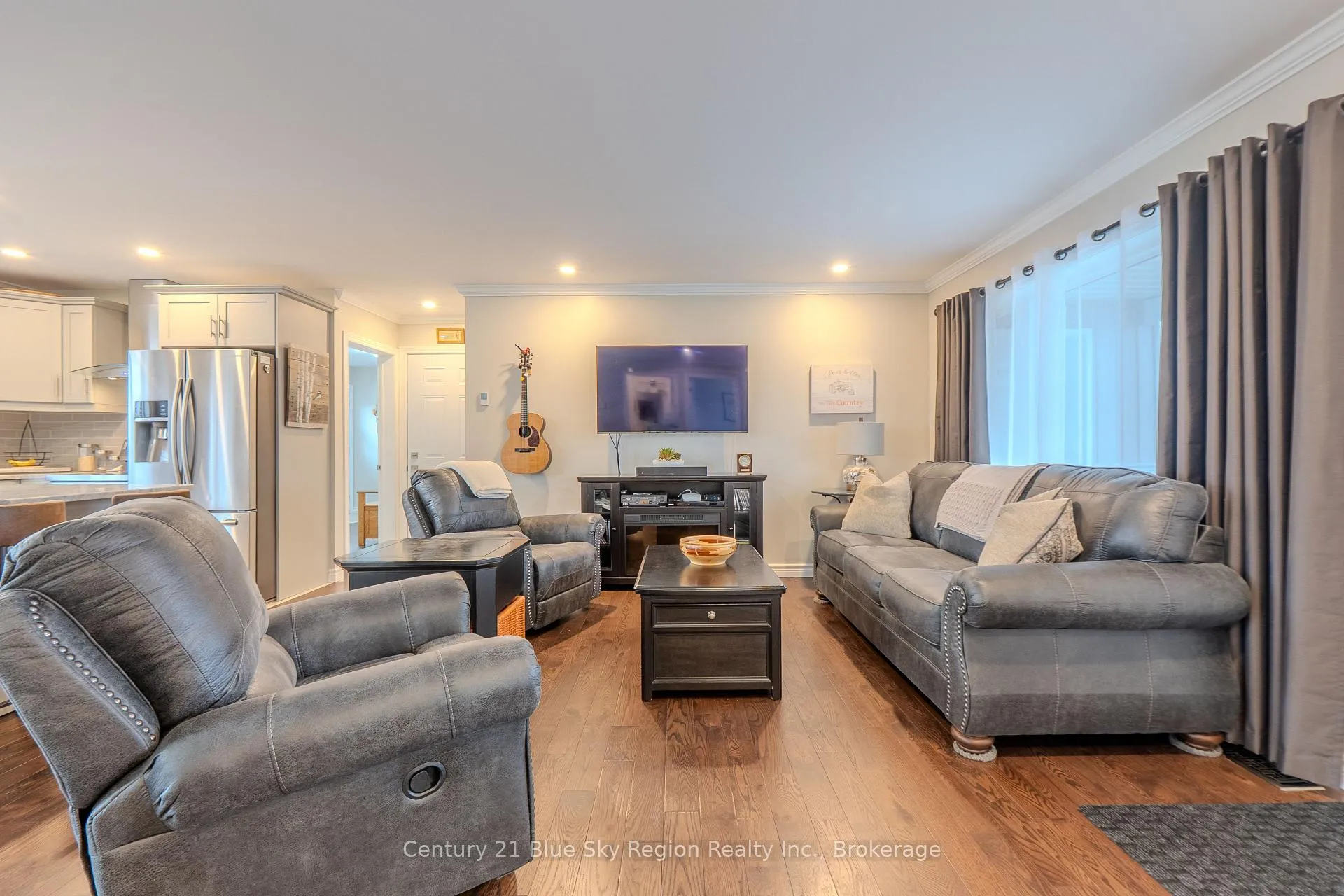Photo 15 of 192 Dovercourt Road, West Nipissing, Sturgeon Falls — HOMEH