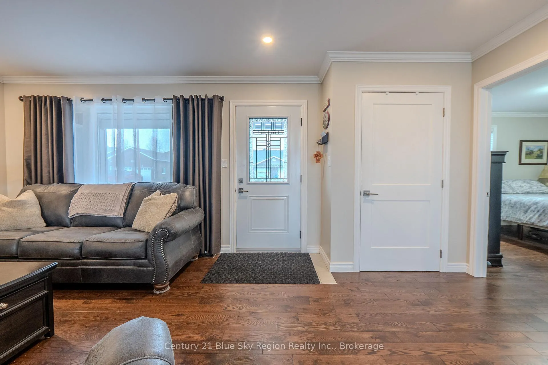 Photo 18 of 192 Dovercourt Road, West Nipissing, Sturgeon Falls — HOMEH