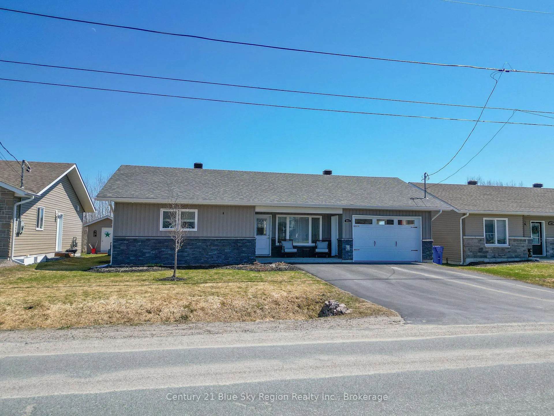 Photo 35 of 192 Dovercourt Road, West Nipissing, Sturgeon Falls — HOMEH