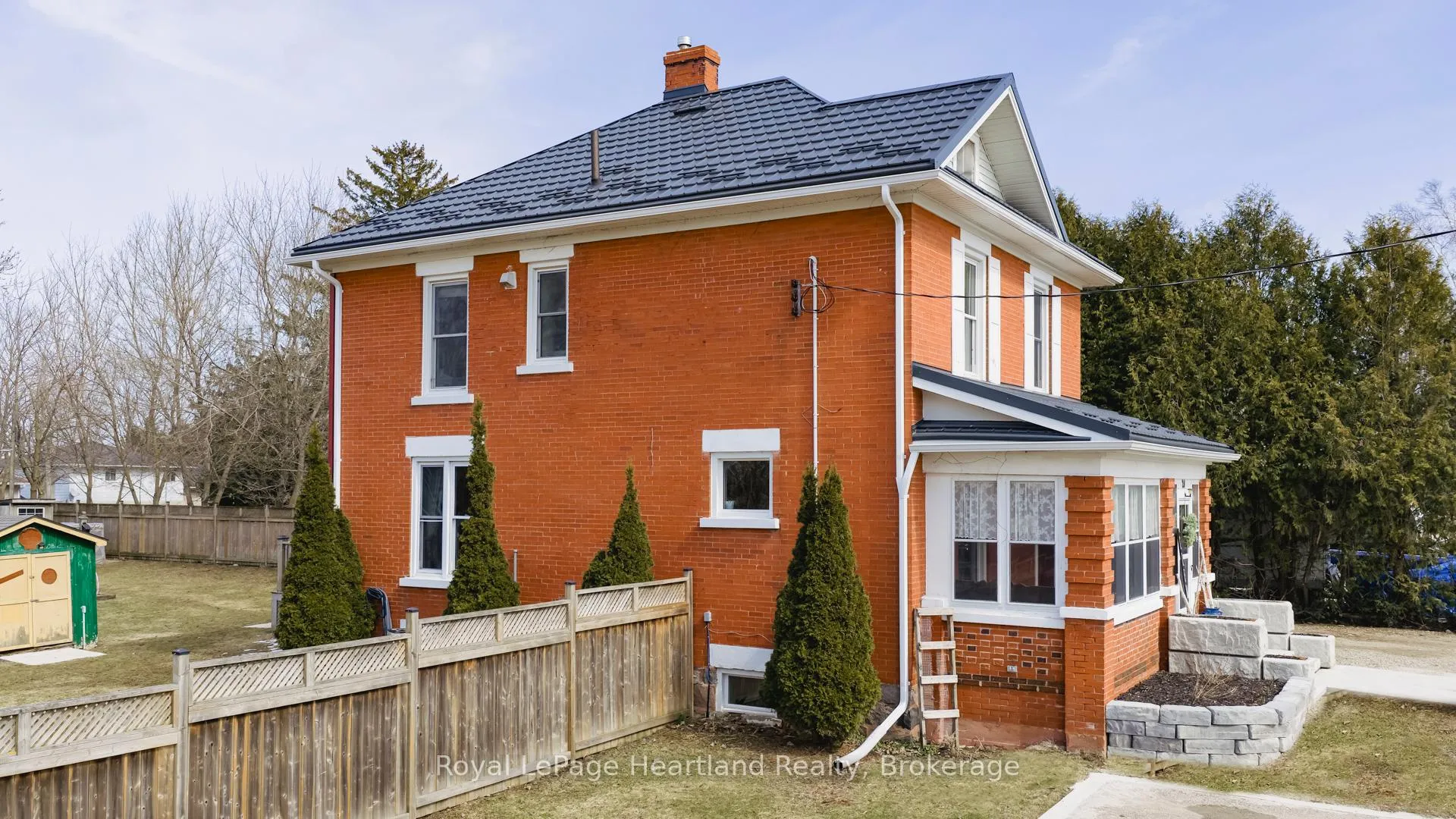Photo 3 of 20 William Street, Minto — HOMEH