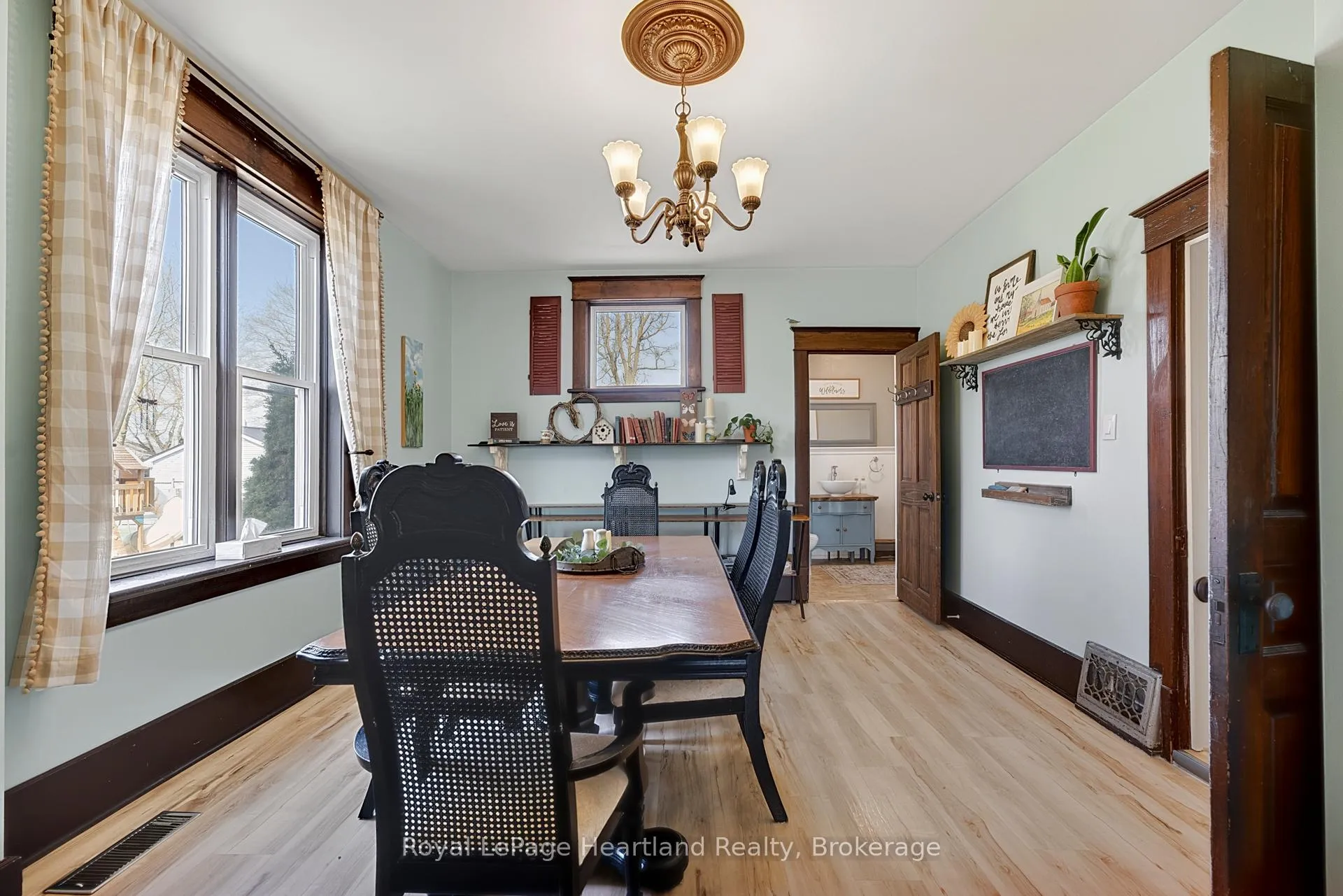 Photo 18 of 20 William Street, Minto — HOMEH