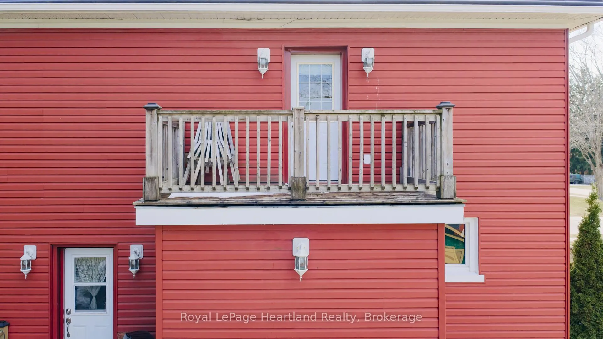 Photo 36 of 20 William Street, Minto — HOMEH