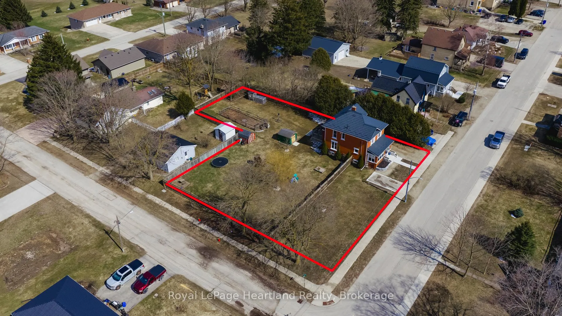 Photo 39 of 20 William Street, Minto — HOMEH