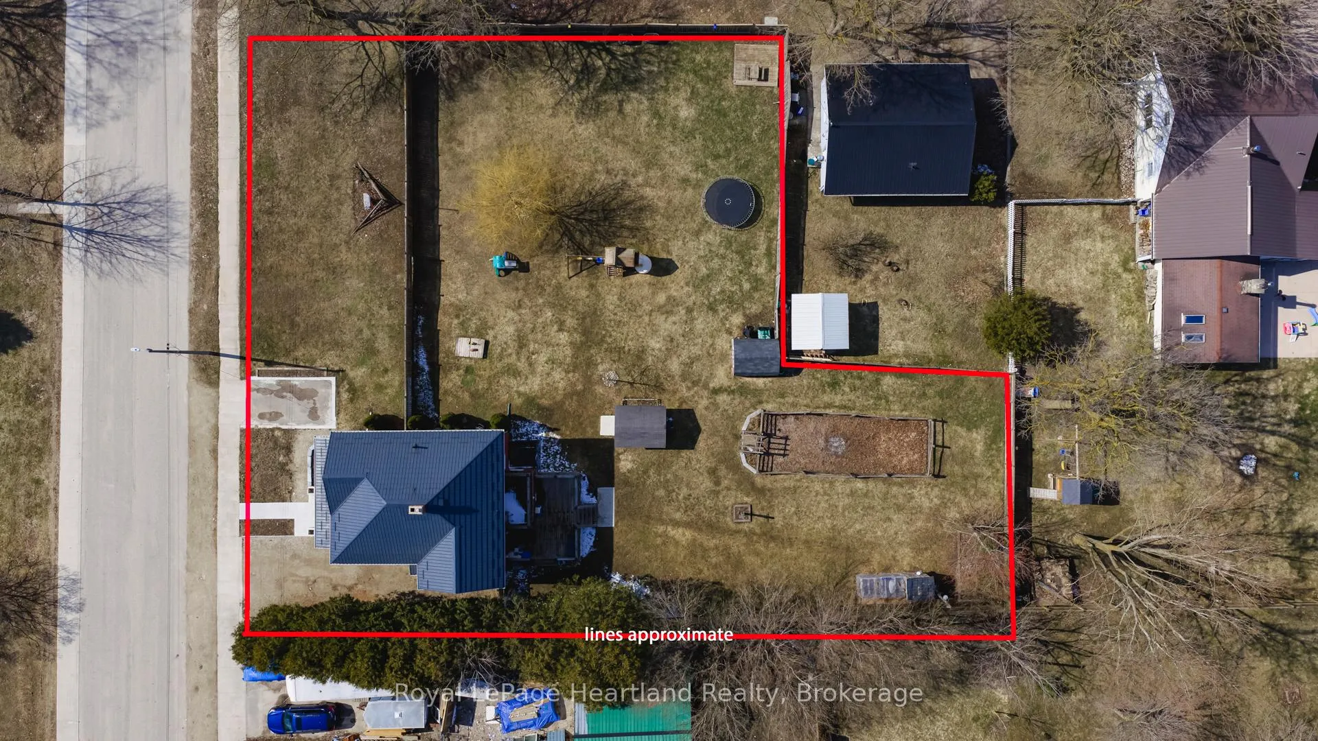 Photo 41 of 20 William Street, Minto — HOMEH