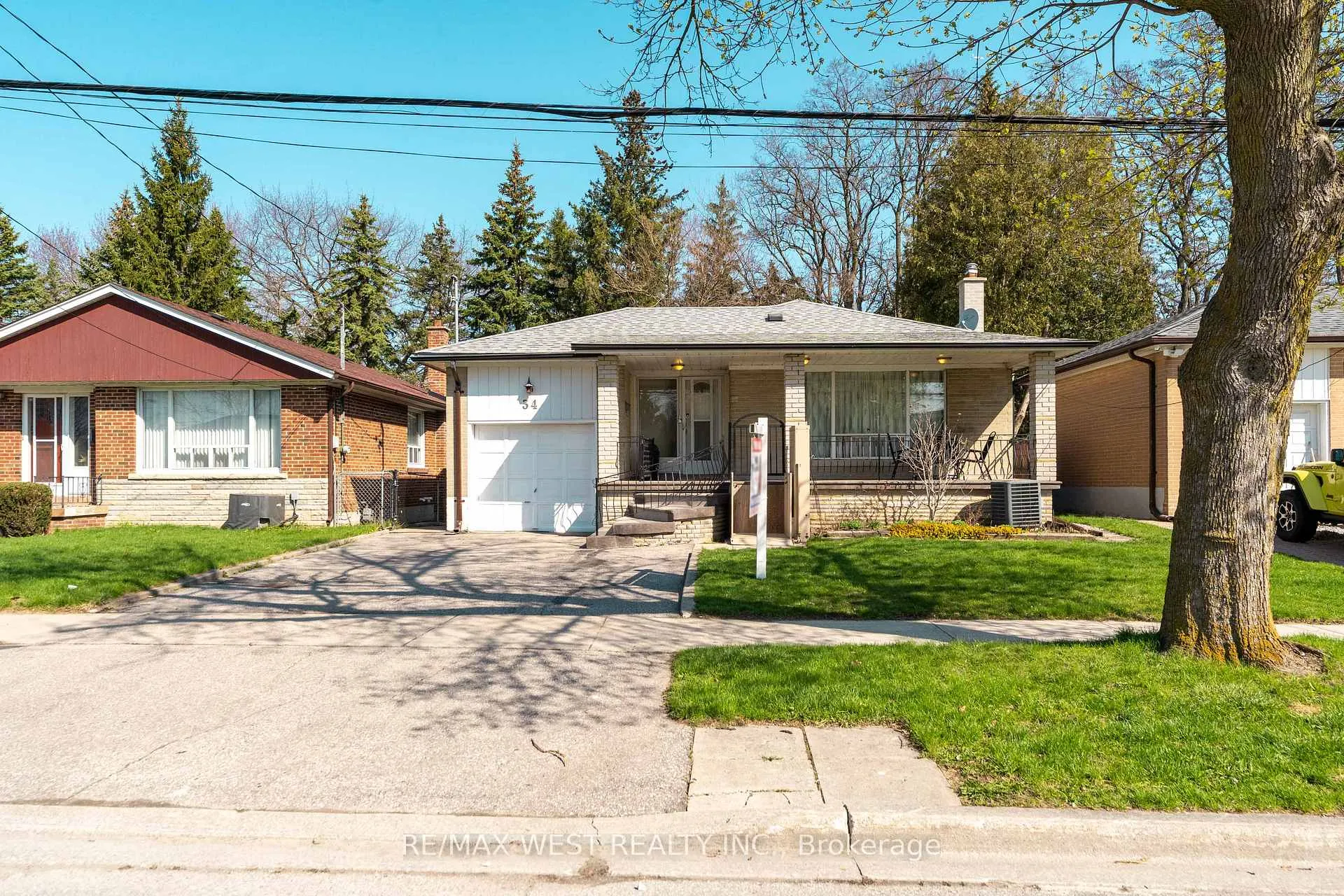 Photo 1 of 34 Barkwin Drive, Etobicoke, Thistletown-Beaumonde Heights — HOMEH