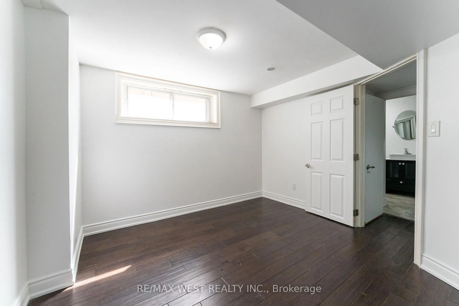 Photo 30 of 34 Barkwin Drive, Etobicoke, Thistletown-Beaumonde Heights — HOMEH