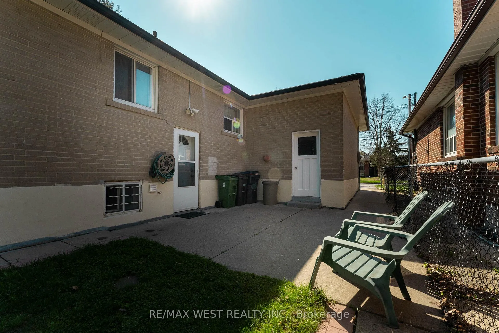 Photo 44 of 34 Barkwin Drive, Etobicoke, Thistletown-Beaumonde Heights — HOMEH