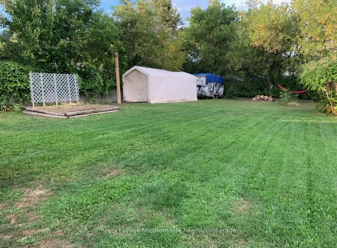 Photo 4 of 285 Seventh Street, Mattawa — HOMEH