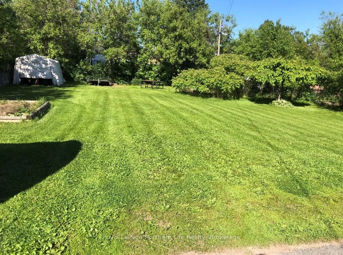 Photo 5 of 285 Seventh Street, Mattawa — HOMEH