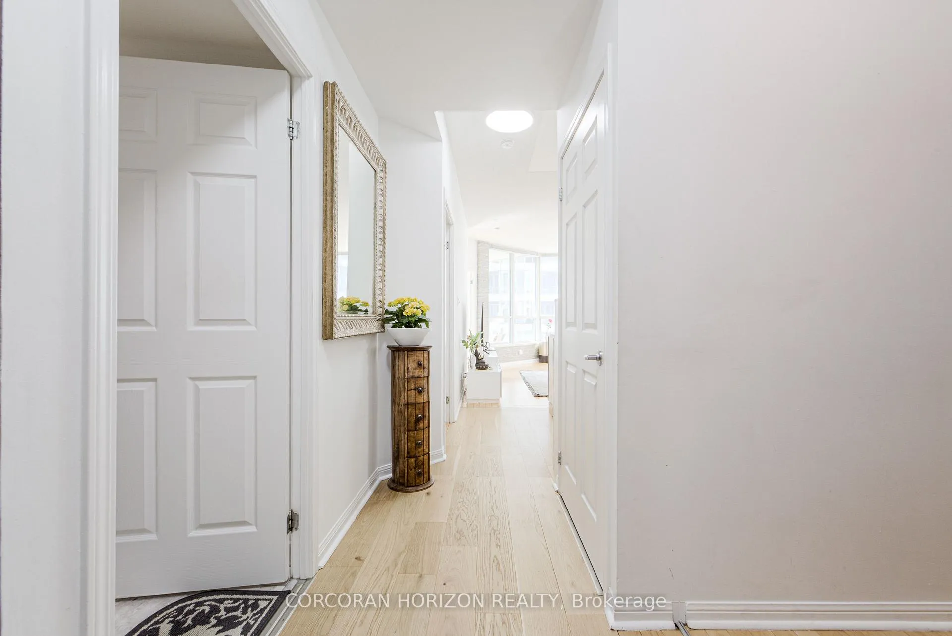 Photo 1 of Unit 2009, 228 Queens Quay W, Toronto, Waterfront Communities — HOMEH