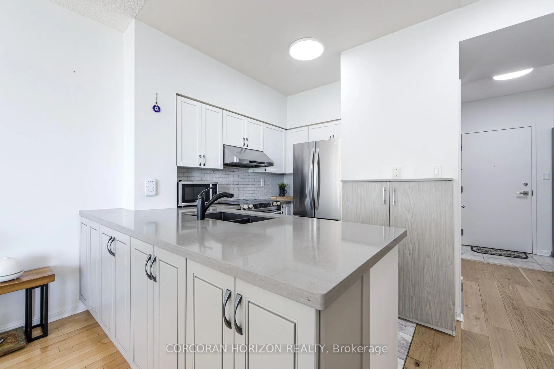 Photo 5 of Unit 2009, 228 Queens Quay W, Toronto, Waterfront Communities — HOMEH