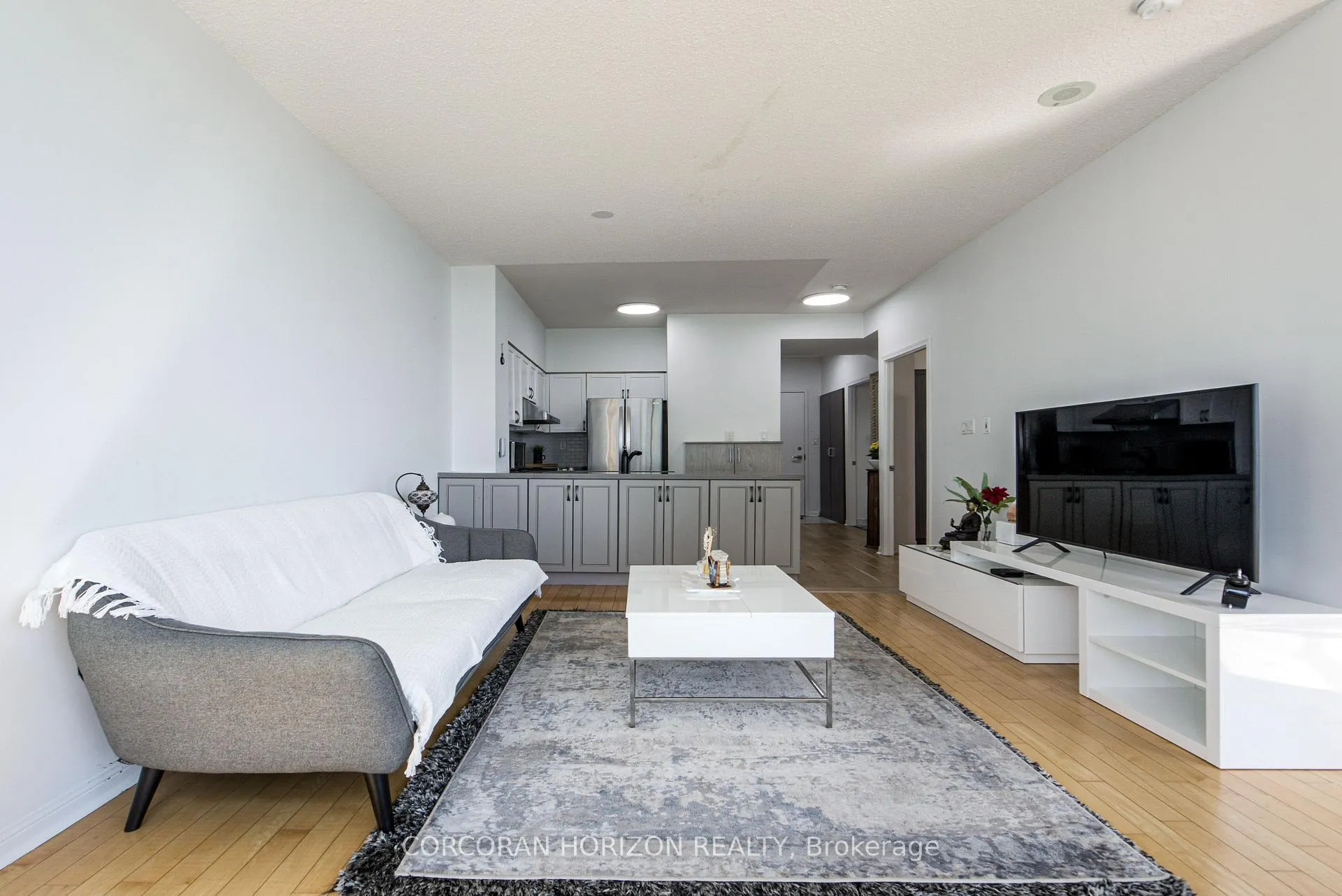 Photo 11 of Unit 2009, 228 Queens Quay W, Toronto, Waterfront Communities — HOMEH